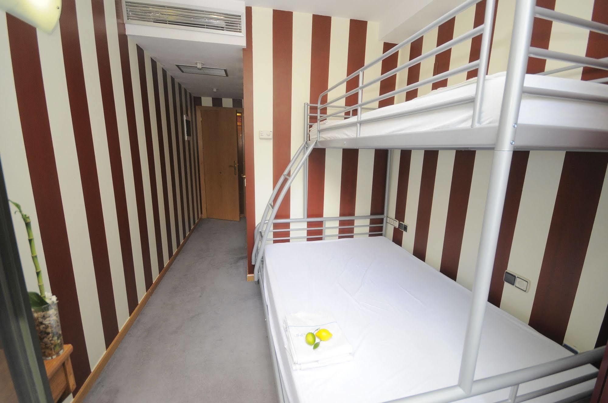 Albergue Revolutum Hostel Σαλαμάνκα Εξωτερικό φωτογραφία