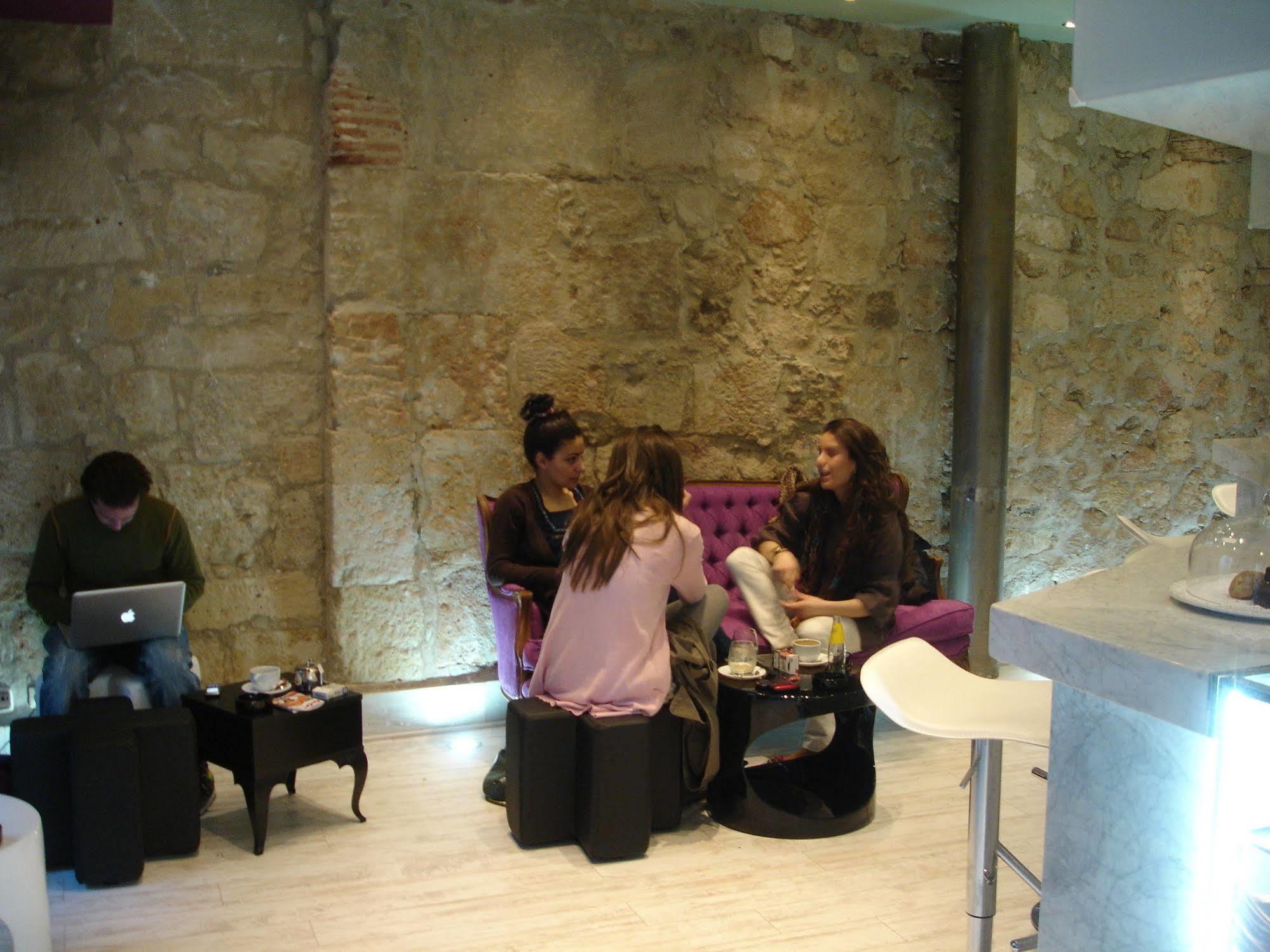 Albergue Revolutum Hostel Σαλαμάνκα Εξωτερικό φωτογραφία