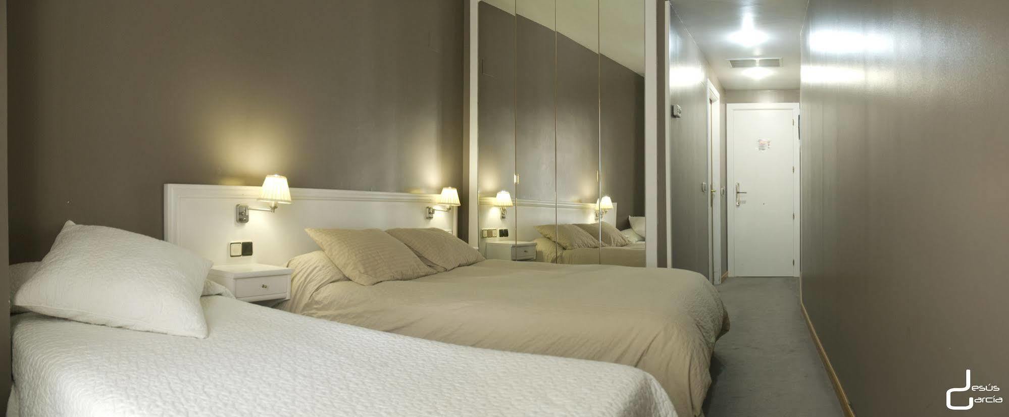 Albergue Revolutum Hostel Σαλαμάνκα Εξωτερικό φωτογραφία