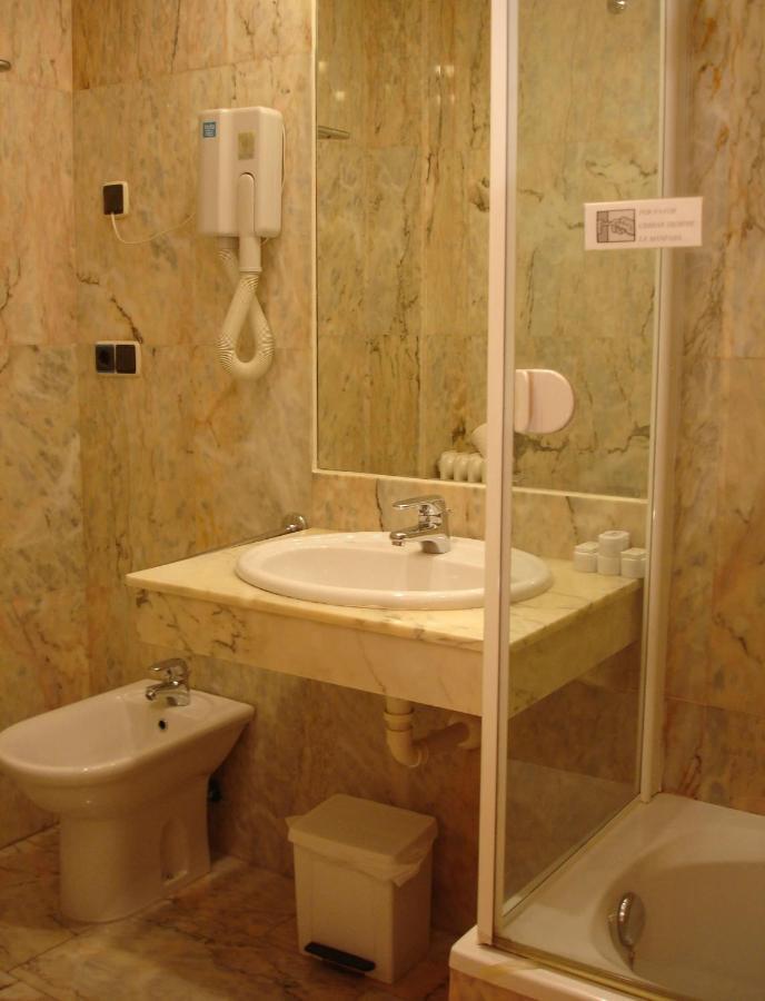 Albergue Revolutum Hostel Σαλαμάνκα Δωμάτιο φωτογραφία
